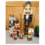 COLLECTION NUT CRAKERS