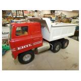 ERTL INTERNATIONAL DUMP TRUCK