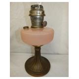 CLOSEUP ALADDIN OIL LAMP