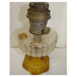 CLOSEUP ALADDIN OIL LAMP