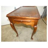 CLOSE UP VIEW W/PULL OUT