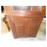 BOTTOM VIEW W/ DOUBLE DOORS