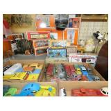 GROUP PHOTO TRAIN ITEMS OTHER TOYS 