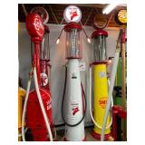 COLLECTION EARLY GAS PUMP