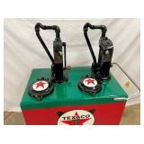 CLOSEUP W/ EMB. CAST LIDS