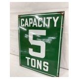 CLOSEUP NICE COLOR AND GLOSS