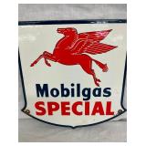 CLOSEUP PUMP PLATE W/ PEGASUS 1946