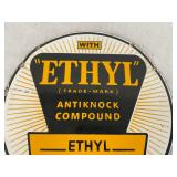 CLOSEUP VIEW PUMP PLATE