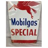 CLOSEUP VIEW MOBILGAS SPECIAL