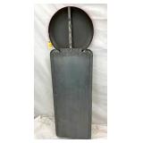 BACKVIEW COKE PILLASTER SIGN