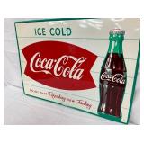 CLOSE UP VIEW W/BOTTLE