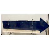 BACK VIEW NEON ARRON CAN SIGN