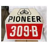 NOS 2PC. PIONEER FEEDS SIGNS 