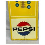 CLOSE UP VIEW W/PEPSI CAP 