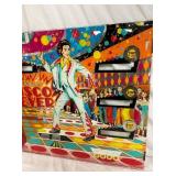 CLOSE UP VIEW MEASURES 28X25