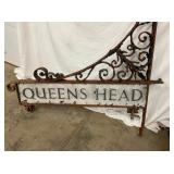 CLOSE UP VIEW QUEENS HEAD HOTEL SIGN 