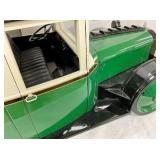 CLOSEUP INTERIOR VIEW