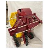 BUDDYL TRENCH DIGGER BY QUALITY TOYS