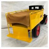 BACKVIEW W/ CARGO COVER