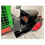 MEASURES 25X13 AND 8IN WIDE