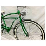 CLOSEUP W/ HEADLIGHT