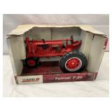 CASE FARMALL F-20 ERTL W/ BOX