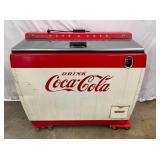 WESTINGHOUSE WH-121 COKE DRINK BOX
