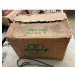 NOS HUTCHISON BIG G GRAPE BOTTLE CAPS