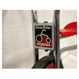 CLOSEUP ANGELES SILVER RIDER