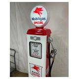 MOBILGAS REPLICA PUMP W/ GLOBE/PEGASUS