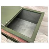 CLOSEUP CLEAN INSIDE VIEW