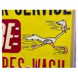 CLOSEUP ROADRUNNER BEEP!BEEP!