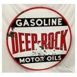 CLOSEUP VIEW OTHERSIDE