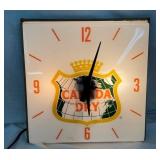 15IN CANADA DRY LIGHTUP CLOCK