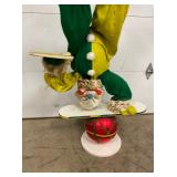 SHOE DISPLAY MEASURES 4 1/2