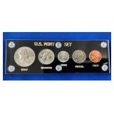 LOT 707 1952 US MINT SET