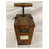 EARLY DUPONT BLASTING BOX 7X18