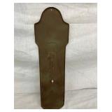 CLOSEUP VIEW OTHERSIDE