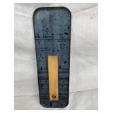 CLOSEUP VIEW OTHERSIDE