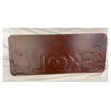 CLOSEUP VIEW OTHERSIDE