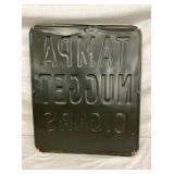 CLOSEUP VIEW OTHERSIDE