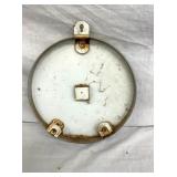 CLOSEUP VIEW OTHERSIDE