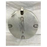 CLOSEUP VIEW OTHERSIDE