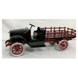 CLOSEUP VIEW OTHERSIDE