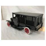 CLOSEUP VIEW OTHERSIDE