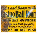 MEASURES 25 1/2 X 19 1/2  