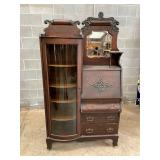 1/4 SAWN OAK SECRETARY W/CURVED GLASS