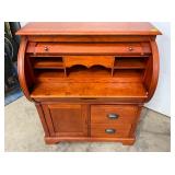 INSIDE VIEW W/ PEGION HOLES