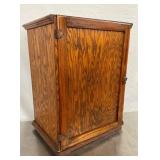 BACKVIEW W/ OAK DOOR