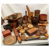 COLLECTION EARLY PRIM WOODEN KITCHEN ITEMS 